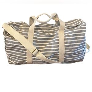Known supply white & gray striped duffle weekend  bag
